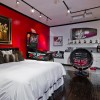 christina-aguilera-house-12