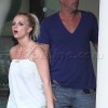 britney-spears-public-9